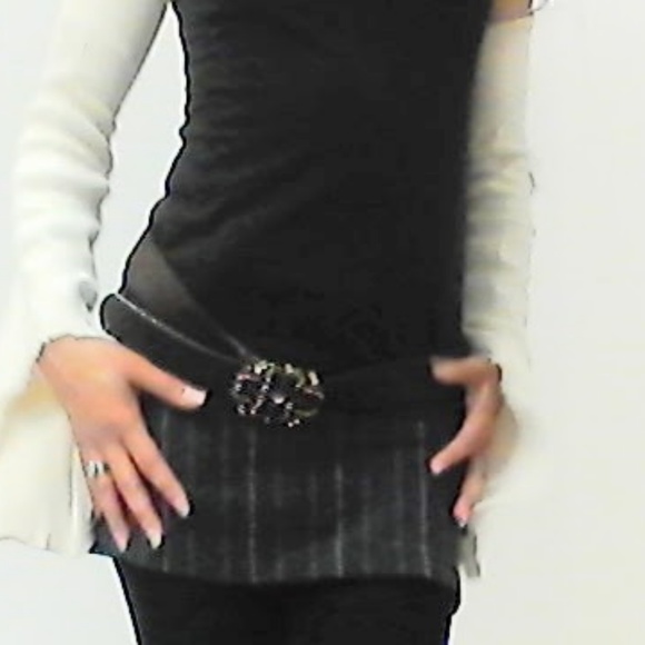 ❌SOLD❌4 piece set! - Picture 5 of 8